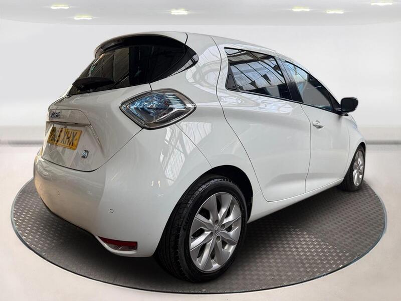 RENAULT ZOE