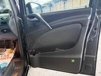 MERCEDES-BENZ V CLASS